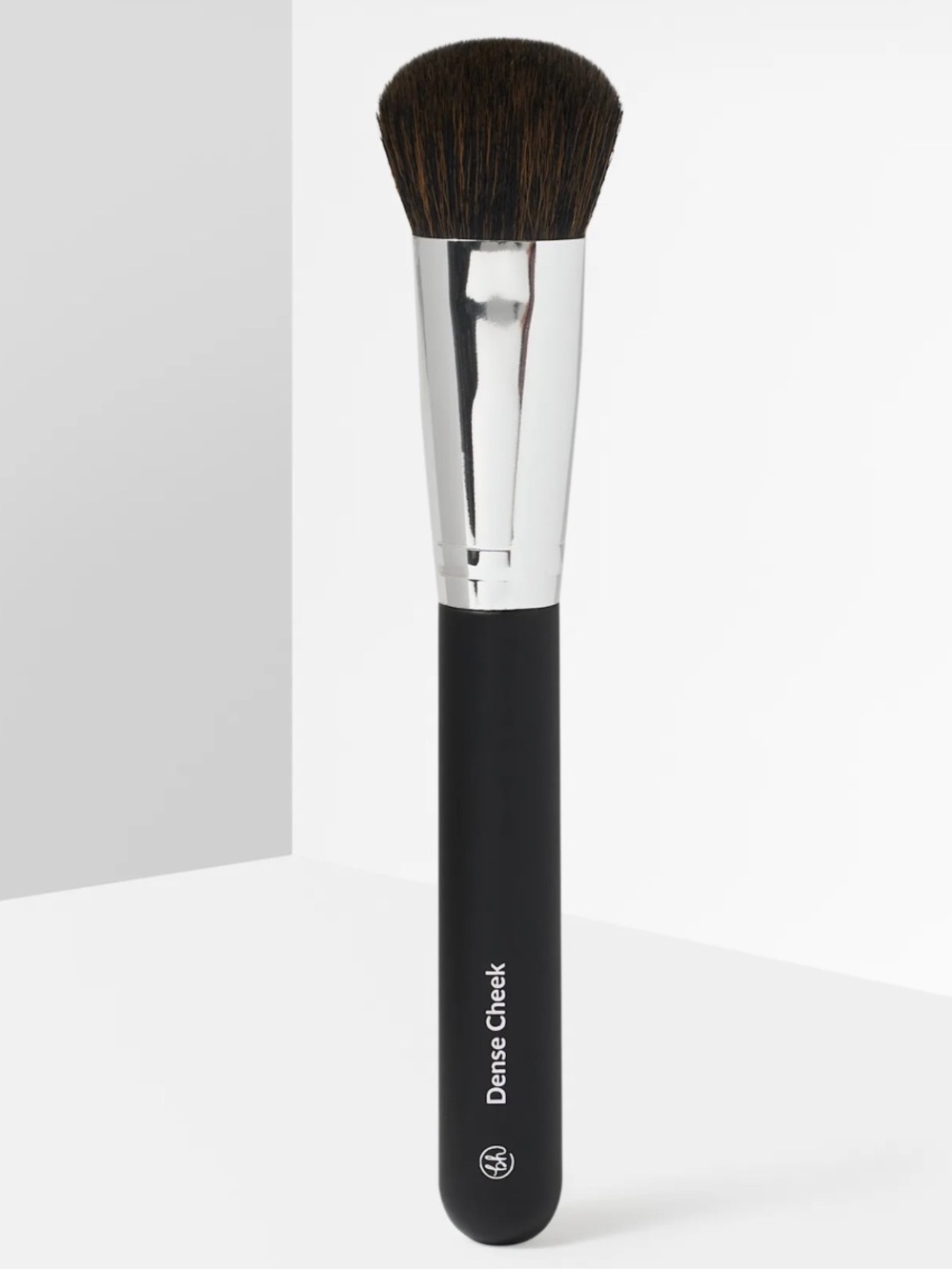 BH Cosmetics Dense Cheek Brush – New in Package